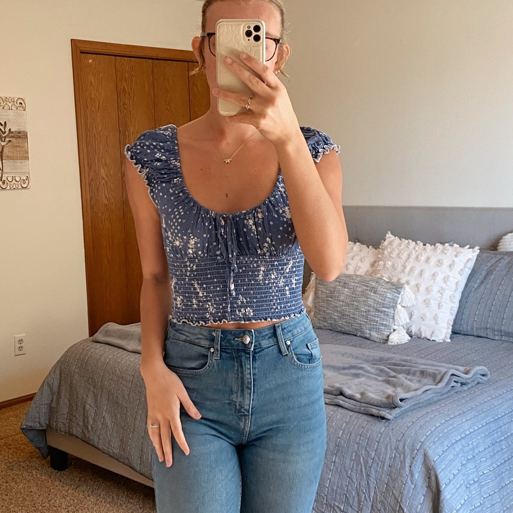 RonJon Cropped Floral Blouse